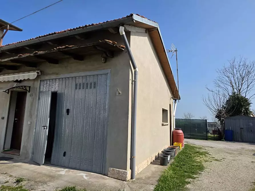 Immagine 11 di Villetta a schiera in vendita  in Via Spinazzino a Ferrara