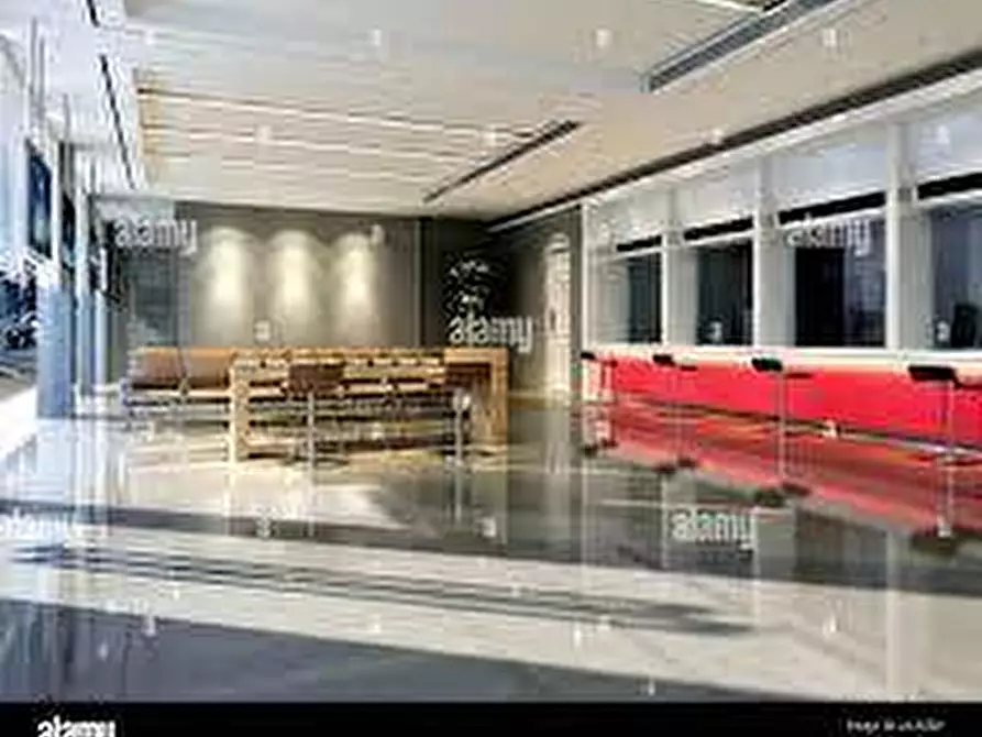 Immagine 1 di Locale commerciale in vendita  in VIA LAZIO a Castel San Pietro Terme