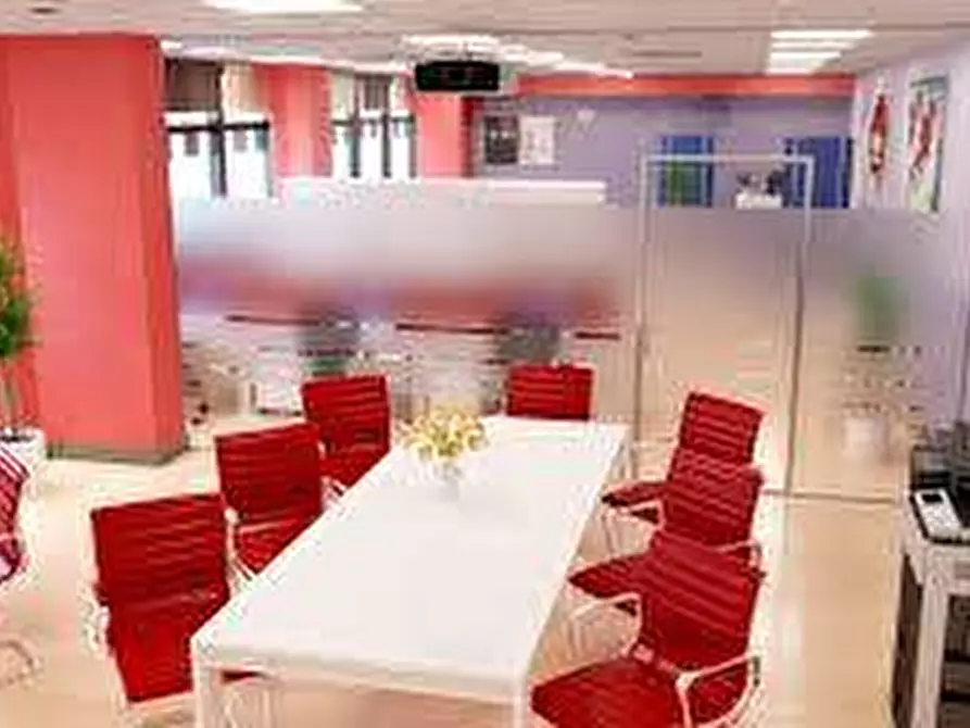 Immagine 3 di Locale commerciale in vendita  in VIA LAZIO a Castel San Pietro Terme