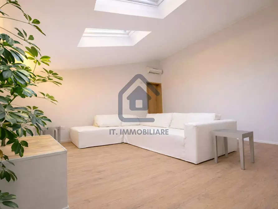 Immagine 2 di Appartamento in vendita  in via v. veneto a Forli'