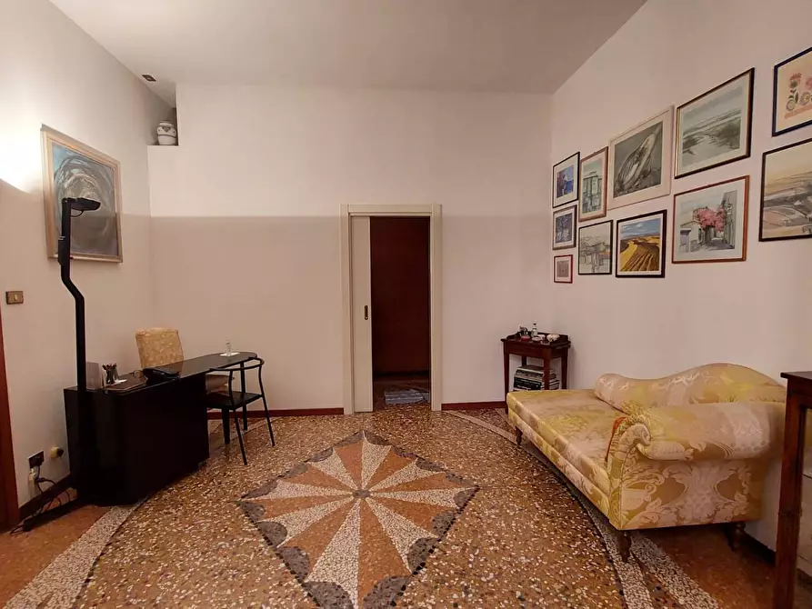 Immagine 22 di Appartamento in vendita  in VIA MARSILI a Bologna