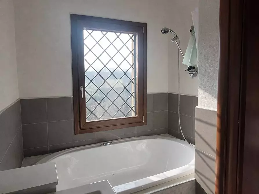 Immagine 24 di Villa in vendita  in VIA NAZIONALE a Pianoro