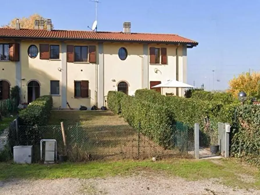 Immagine 1 di Appartamento in vendita  in Via Cristoforo Colombo 33 a Bologna