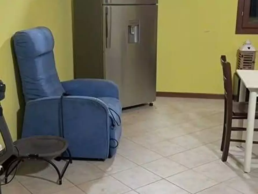 Immagine 3 di Appartamento in vendita  in Via Cristoforo Colombo 33 a Bologna