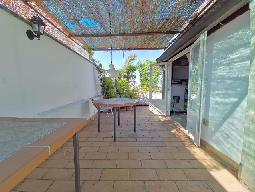 Immagine 4 di Villa in vendita  in viale 4 novembre a Faenza