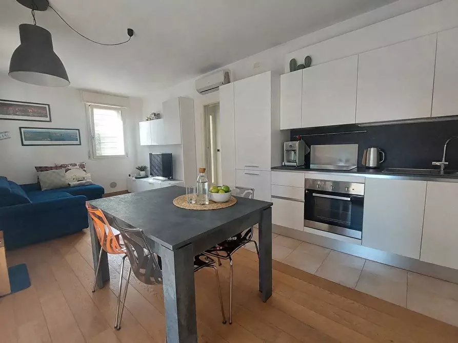 Immagine 5 di Appartamento in vendita  in VIA VALLE D'AOSTA a Bologna