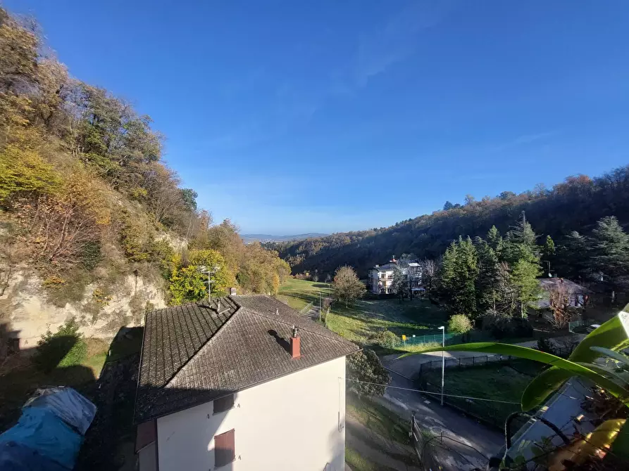 Immagine 1 di Appartamento in vendita  in VIA DELLE ROSE a Pianoro