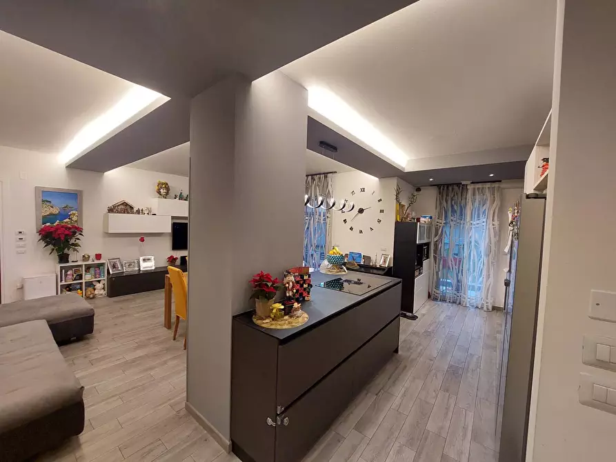 Immagine 4 di Appartamento in vendita  in Via Vincenzo Gemito a Bologna