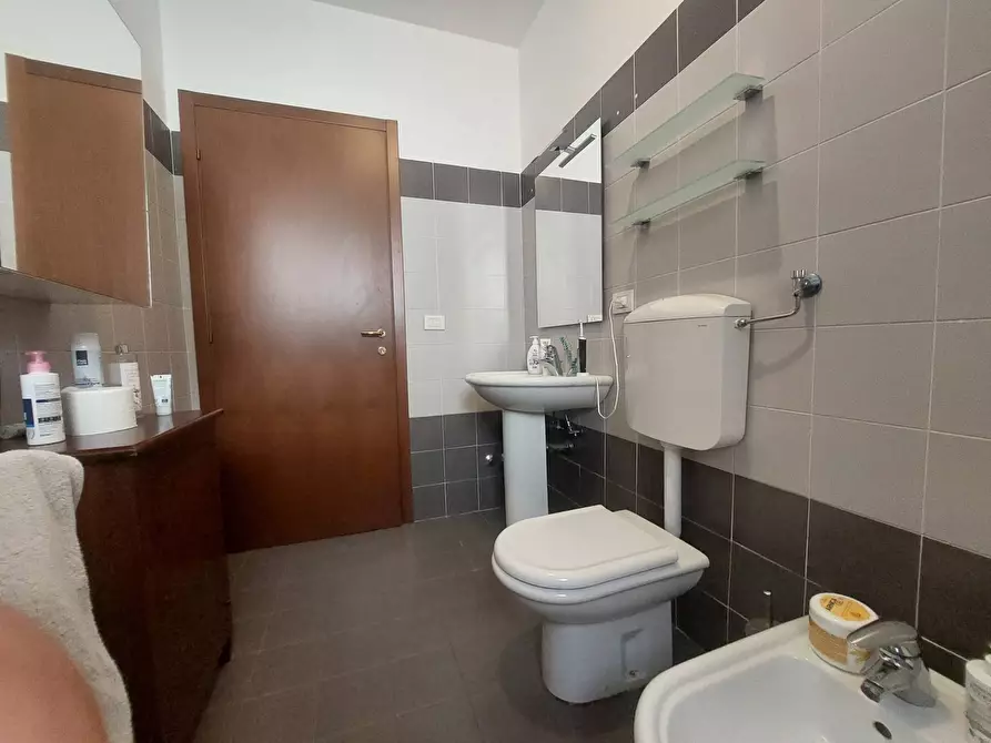 Immagine 24 di Appartamento in vendita  in VIA DELLE ROSE a Pianoro