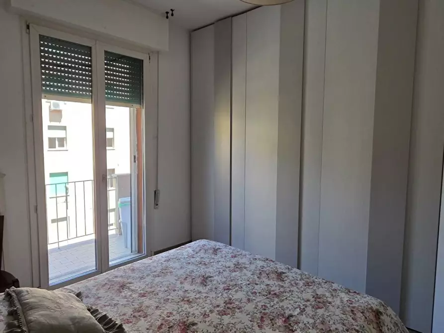 Immagine 10 di Appartamento in vendita  in Via San Donato a Bologna