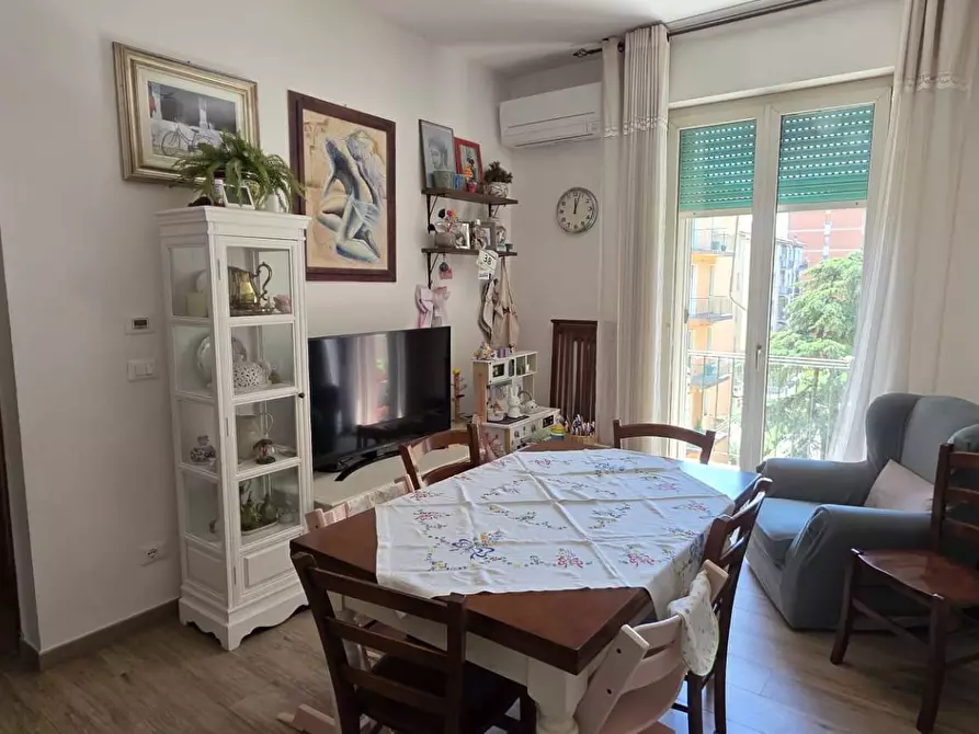 Immagine 2 di Appartamento in vendita  in Via San Donato a Bologna