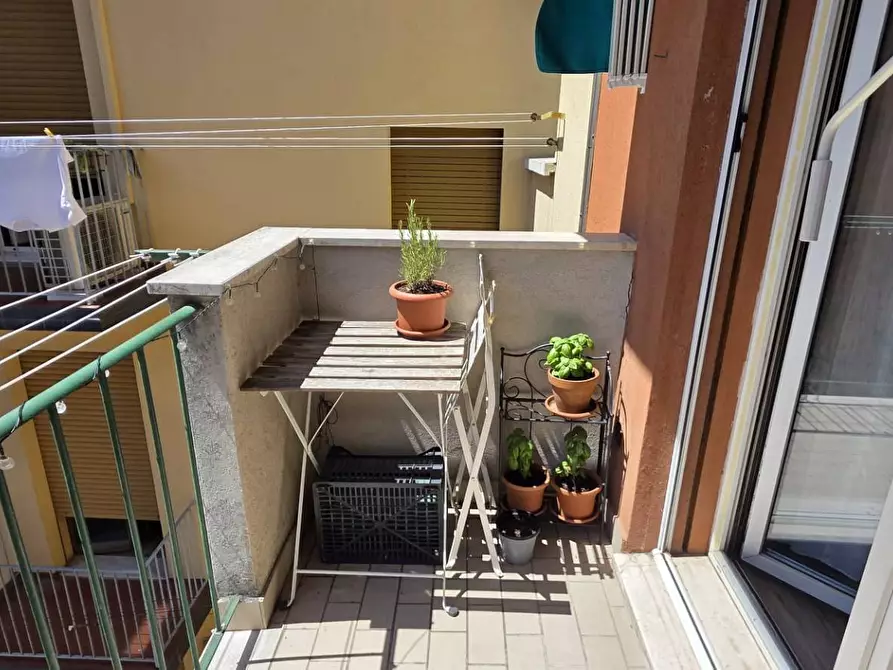 Immagine 5 di Appartamento in vendita  in Via San Donato a Bologna