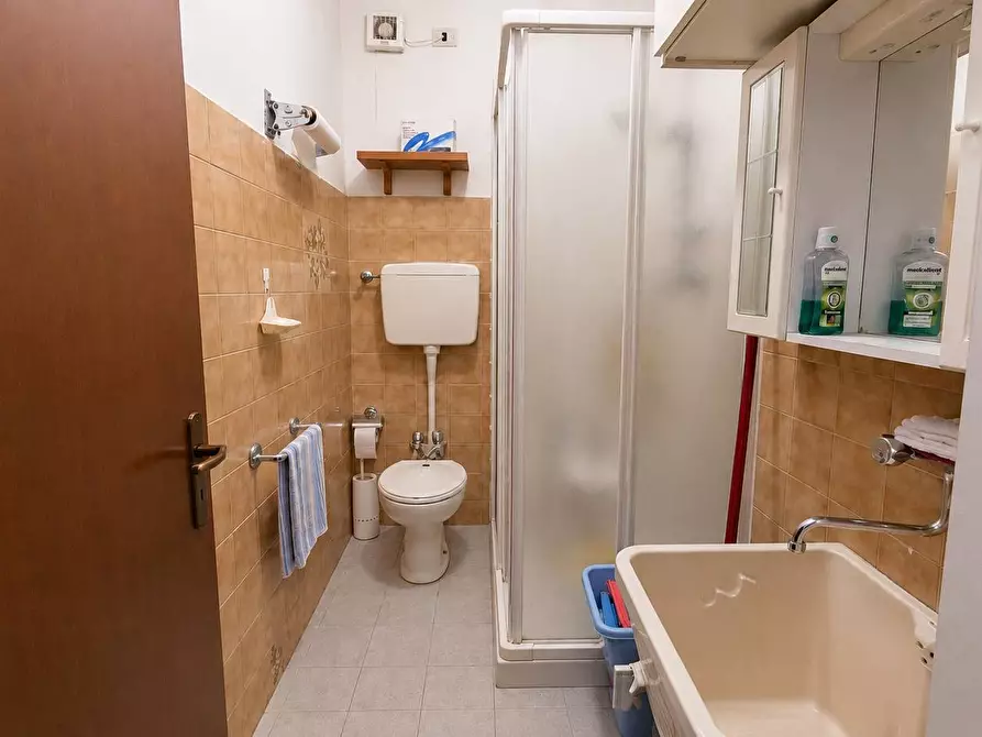 Immagine 15 di Appartamento in vendita  in CORSO ALDO MORO a Castenaso