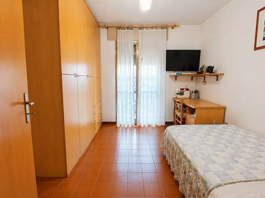 Immagine 9 di Appartamento in vendita  in CORSO ALDO MORO a Castenaso