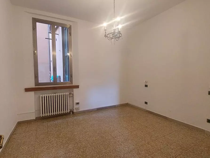 Immagine 11 di Appartamento in vendita  in Via Del Borgo Di San Pietro a Bologna