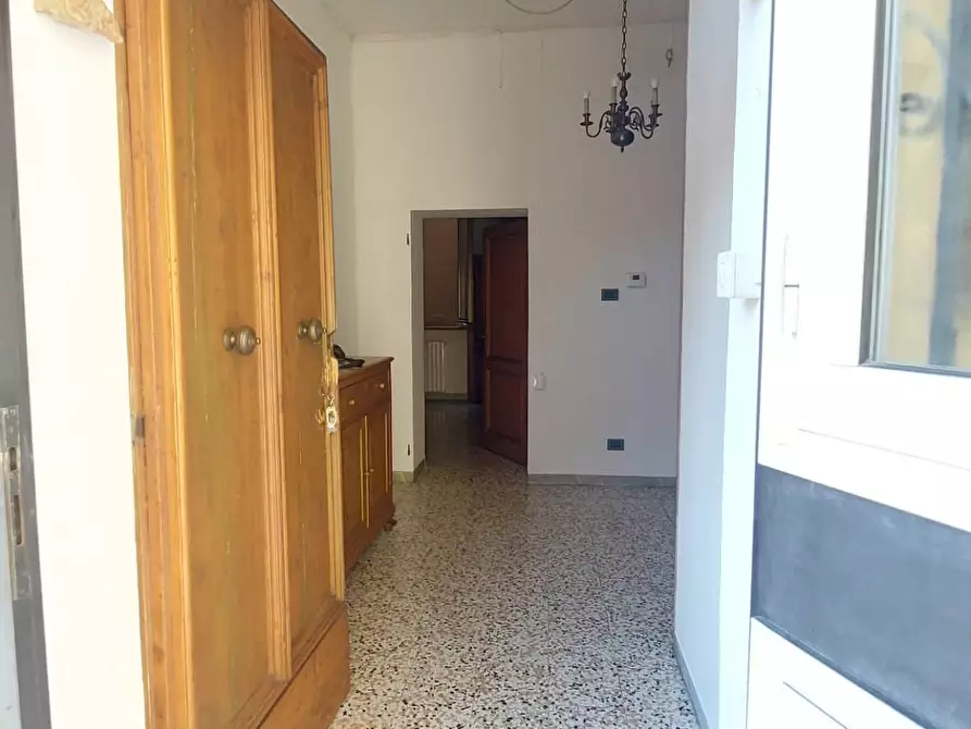 Immagine 3 di Appartamento in vendita  in Via Del Borgo Di San Pietro a Bologna