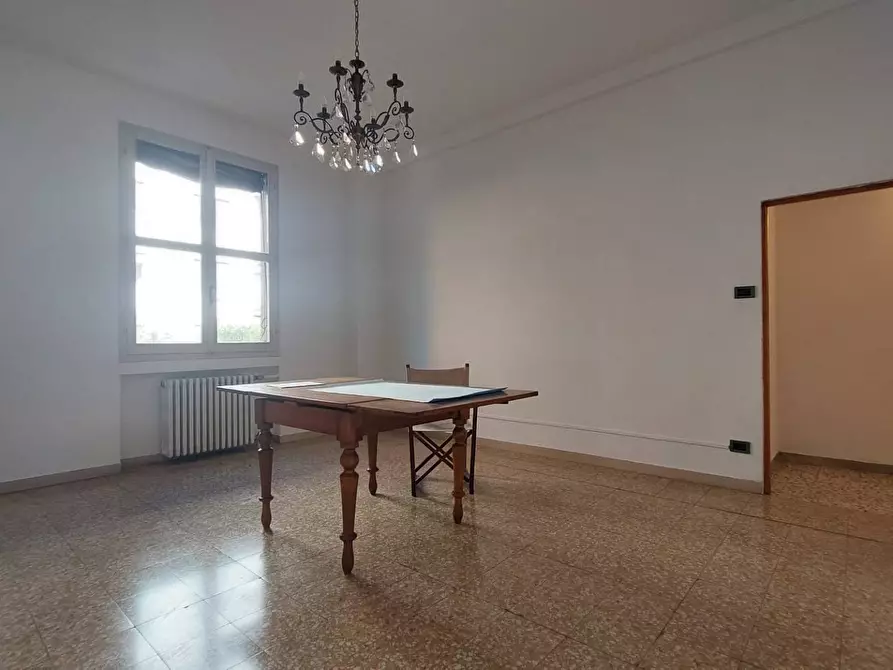 Immagine 14 di Appartamento in vendita  in Via Del Borgo Di San Pietro a Bologna