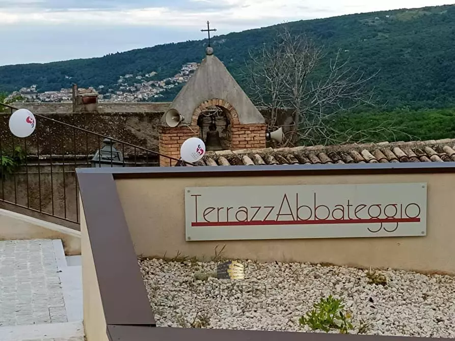 Immagine 4 di Rustico / casale in vendita  in VIA DEL MUNICIPIO 6 -8 -10 a Abbateggio