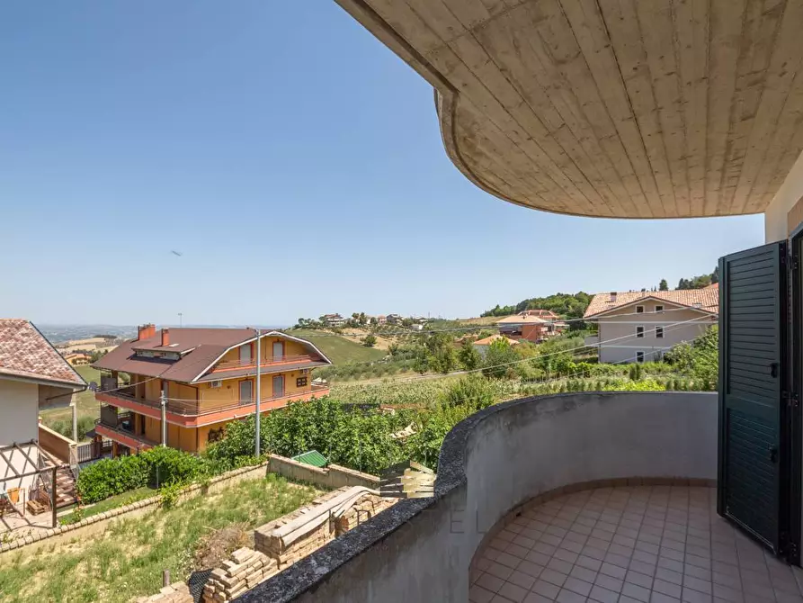 Immagine 16 di Villa in vendita  in VIA CROCI 14 a Casalincontrada