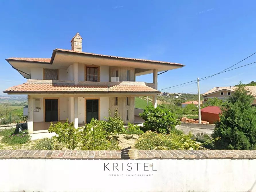 Immagine 23 di Villa in vendita  in VIA CROCI 14 a Casalincontrada