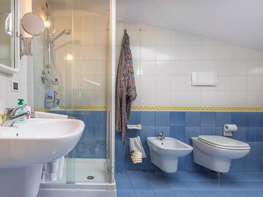 Immagine 31 di Villa in vendita  in VIA  MANZONI a Pescara