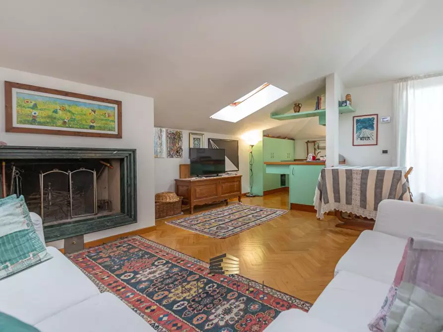 Immagine 34 di Villa in vendita  in VIA  MANZONI a Pescara