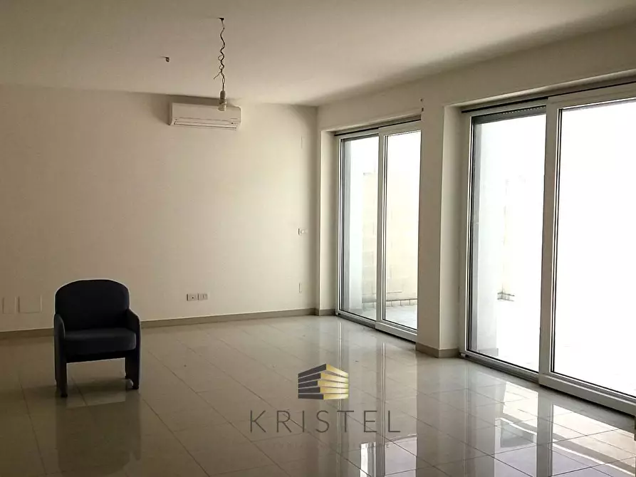 Immagine 6 di Ufficio in affitto  in VIA MICHELANGELO 14 a Pescara