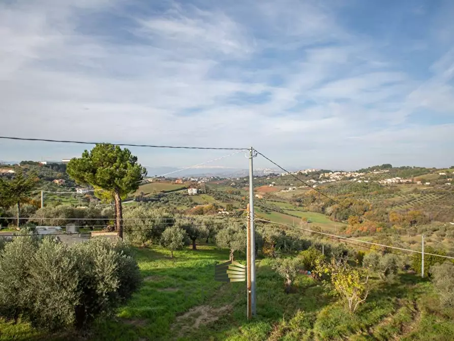 Immagine 17 di Casa semindipendente in vendita  in Strada Vicinale San Michele 31 a Pescara
