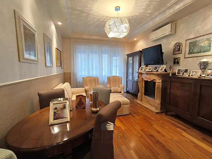 Immagine 1 di Appartamento in vendita  in VIA ANCONA 49 a Pescara