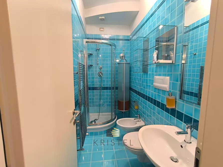 Immagine 25 di Appartamento in vendita  in VIA ANCONA 49 a Pescara