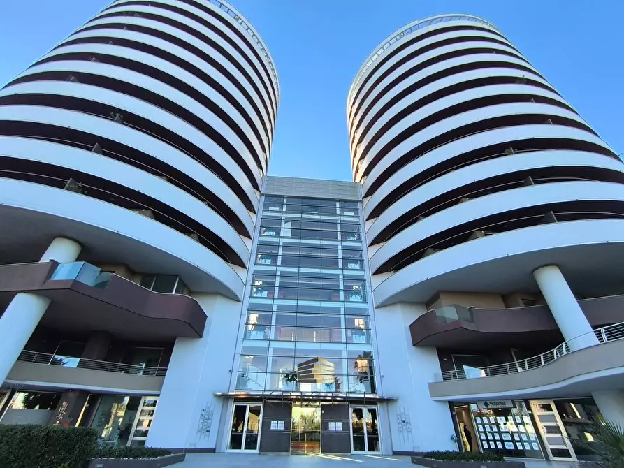 Immagine 1 di Appartamento in vendita  in LARGO FILOMENA DELLI CASTELLI 10 a Pescara