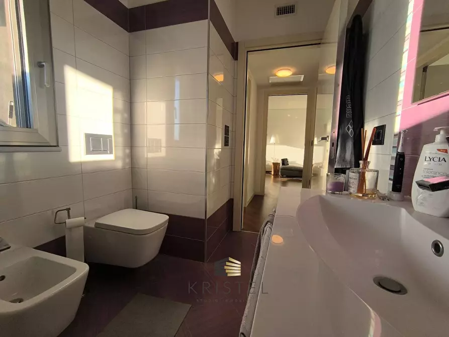 Immagine 20 di Appartamento in vendita  in LARGO FILOMENA DELLI CASTELLI 10 a Pescara