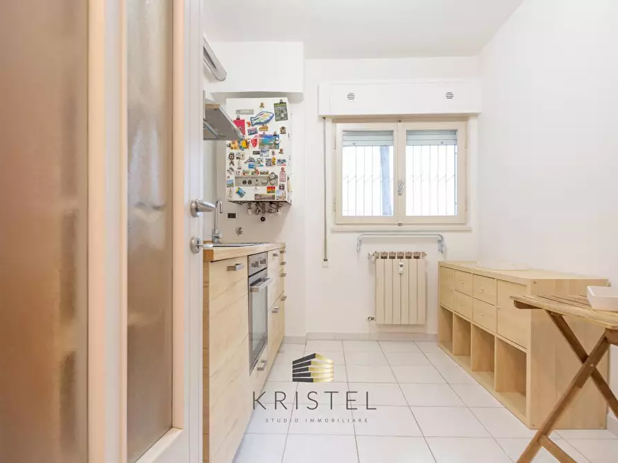 Immagine 2 di Appartamento in vendita  in VIALE REGINA ELENA 49 a Pescara