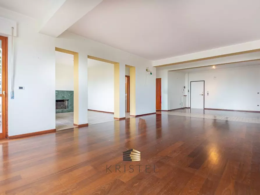 Immagine 2 di Appartamento in vendita  in VIA ABETONE 2 a Montesilvano