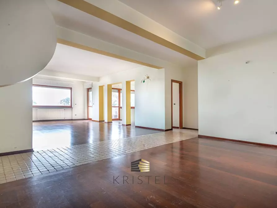 Immagine 4 di Appartamento in vendita  in VIA ABETONE 2 a Montesilvano