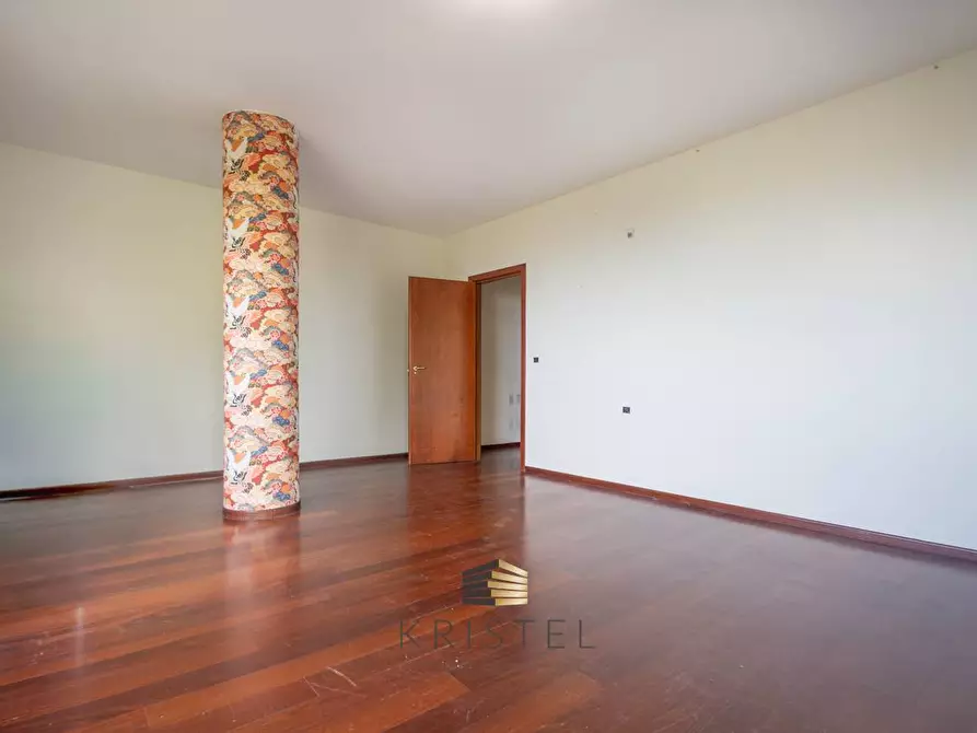 Immagine 11 di Appartamento in vendita  in VIA ABETONE 2 a Montesilvano