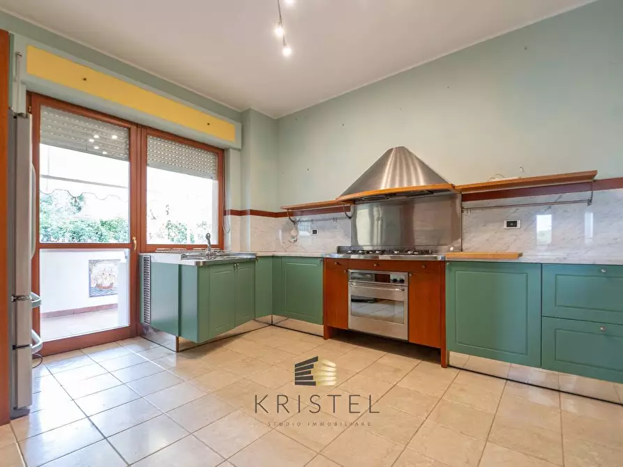 Immagine 12 di Appartamento in vendita  in VIA ABETONE 2 a Montesilvano