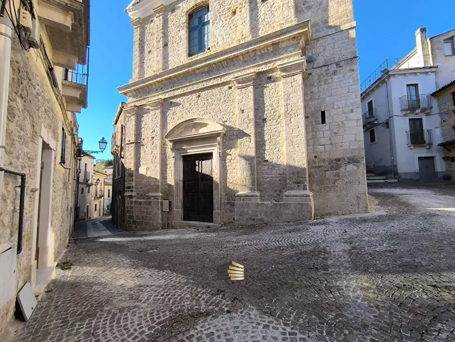 Immagine 40 di Rustico / casale in vendita  in VIA DEL MUNICIPIO 6 -8 -10 a Abbateggio