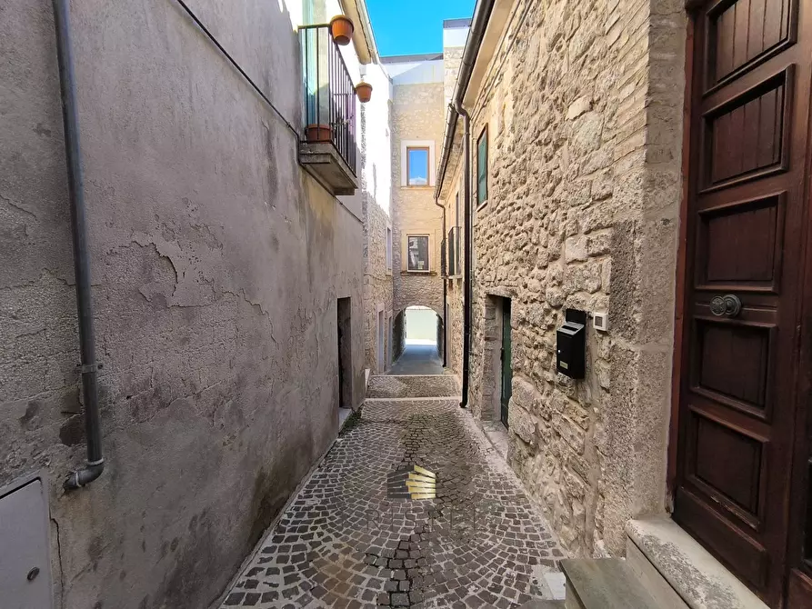 Immagine 43 di Rustico / casale in vendita  in VIA DEL MUNICIPIO 6 -8 -10 a Abbateggio