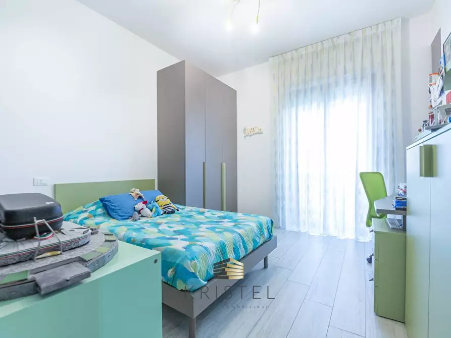 Immagine 18 di Appartamento in vendita  in VIA DEI PELIGNI 19 a Pescara