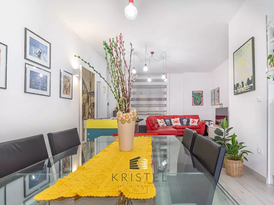 Immagine 3 di Appartamento in vendita  in VIA DEI PELIGNI 19 a Pescara