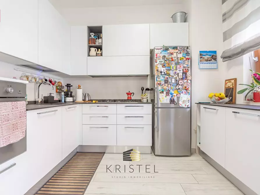 Immagine 6 di Appartamento in vendita  in VIA DEI PELIGNI 19 a Pescara