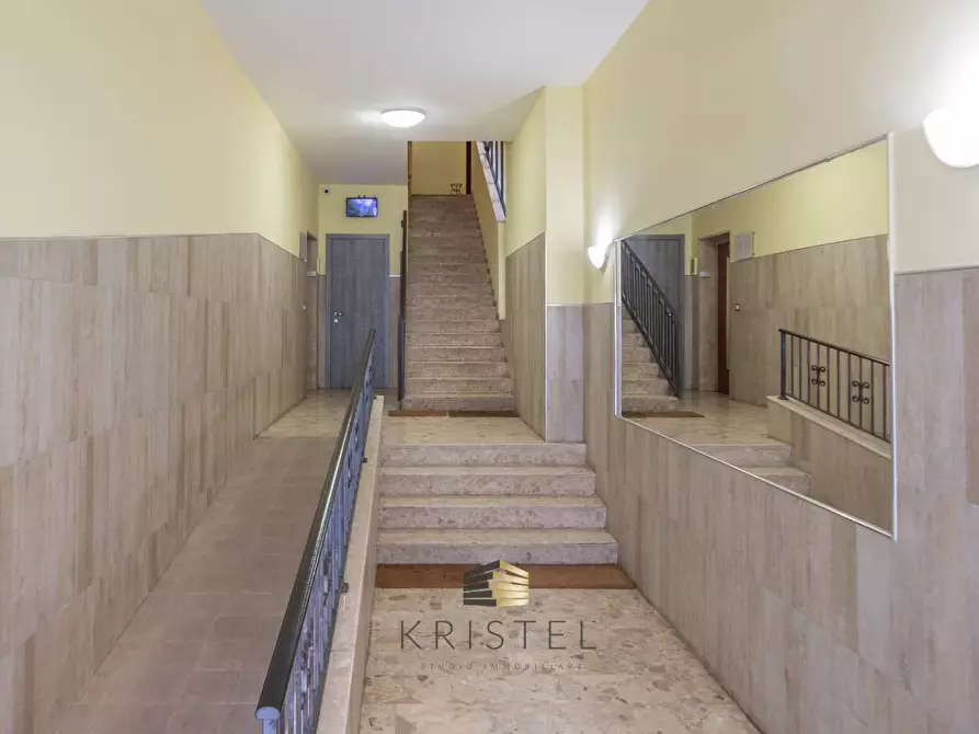 Immagine 20 di Appartamento in vendita  in VIA DEI PELIGNI 19 a Pescara