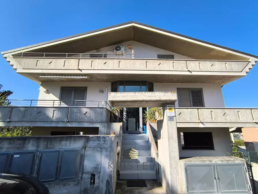 Immagine 29 di Casa semindipendente in vendita  in Strada Vicinale San Michele 31 a Pescara