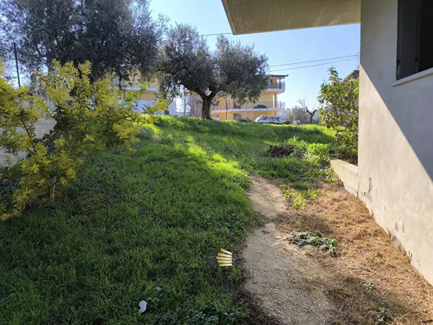 Immagine 31 di Casa semindipendente in vendita  in Strada Vicinale San Michele 31 a Pescara