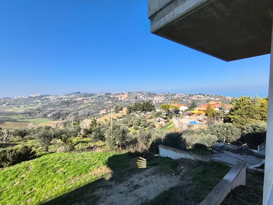 Immagine 35 di Casa semindipendente in vendita  in Strada Vicinale San Michele 31 a Pescara