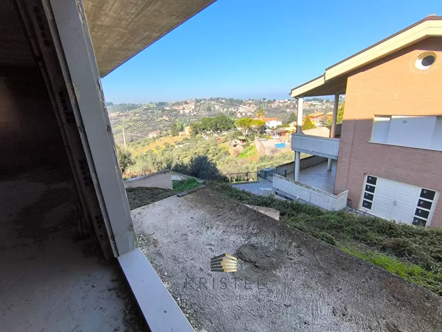 Immagine 37 di Casa semindipendente in vendita  in Strada Vicinale San Michele 31 a Pescara