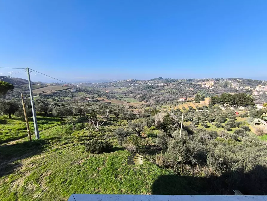 Immagine 41 di Casa semindipendente in vendita  in Strada Vicinale San Michele 31 a Pescara