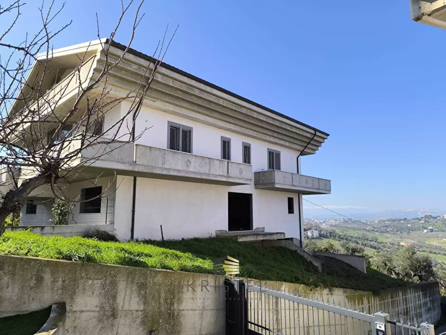 Immagine 65 di Casa semindipendente in vendita  in Strada Vicinale San Michele 31 a Pescara