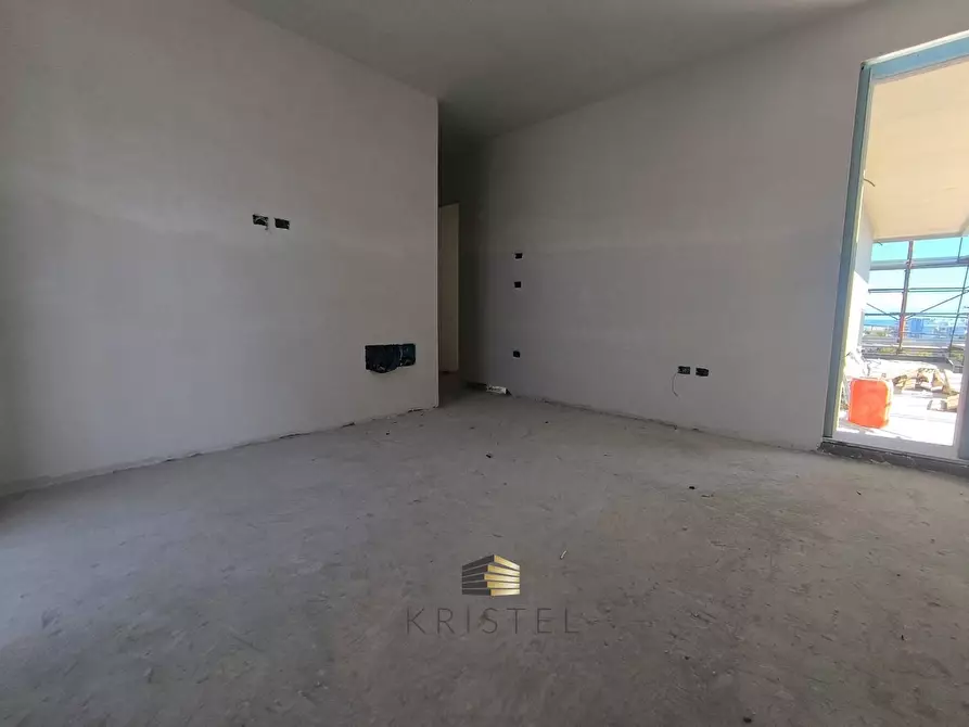 Immagine 9 di Attico in vendita  in VIALE GUGLIELMO MARCONI 55 a Pescara